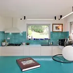 Le Domaine Des Vignes-spacieuse Villa/piscine * Hyères