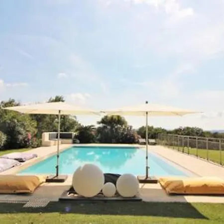 Villa Le Domaine Des Vignes-spacieuse Villa/piscine