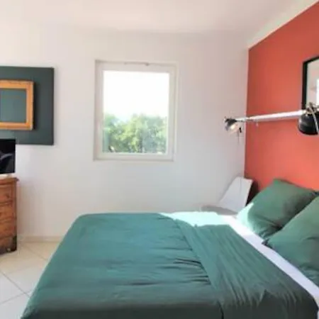 Le Domaine Des Vignes-spacieuse Villa/piscine * 히에레