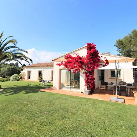 Le Domaine Des Vignes-spacieuse Villa/piscine 빌라