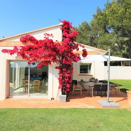 Le Domaine Des Vignes-spacieuse Villa/piscine * 히에레