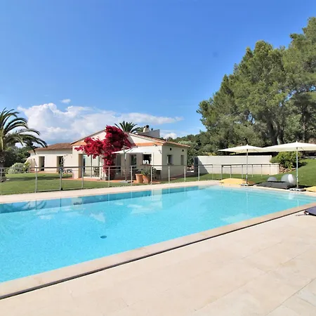 Вилла Le Domaine Des Vignes-spacieuse Villa/piscine *