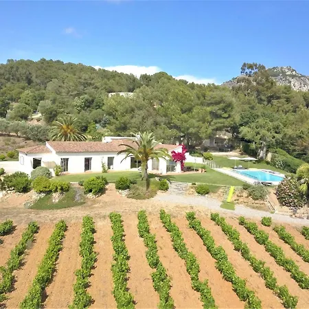 Вилла Le Domaine Des Vignes-spacieuse Villa/piscine Йер