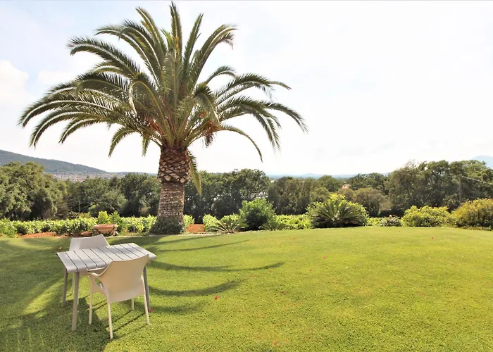 Villa Le Domaine Des Vignes-spacieuse Villa/piscine