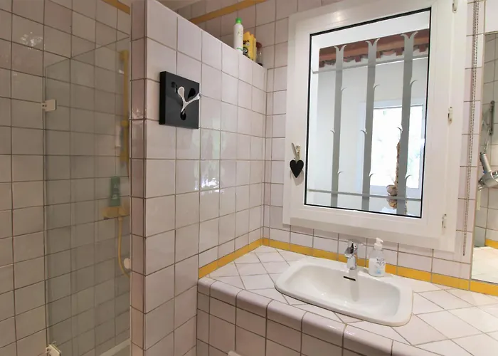 Le Domaine Des Vignes-spacieuse Villa/piscine