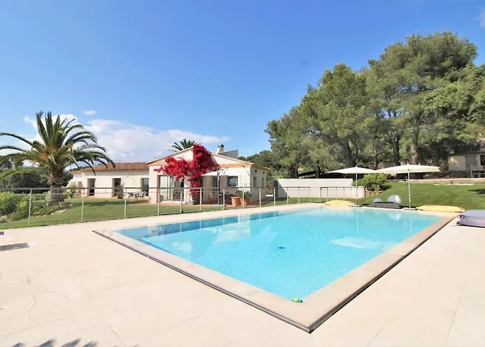 Villa Le Domaine Des Vignes-spacieuse Villa/piscine