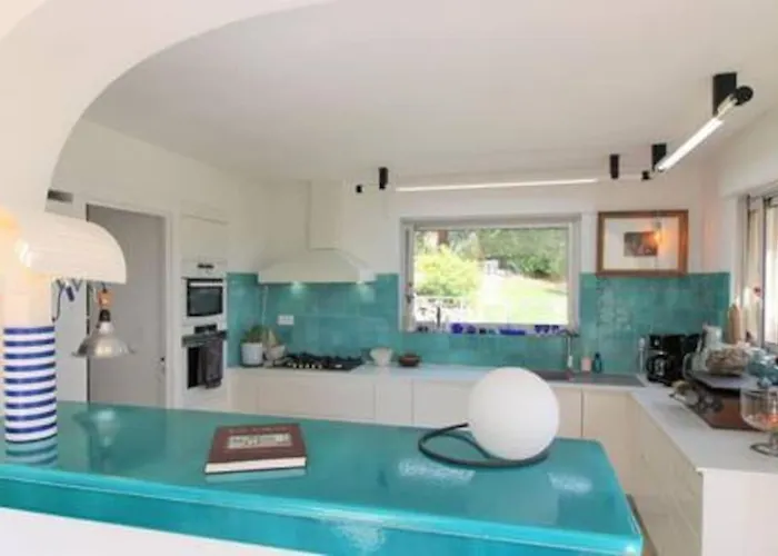 Le Domaine Des Vignes-spacieuse Villa/piscine Villa *